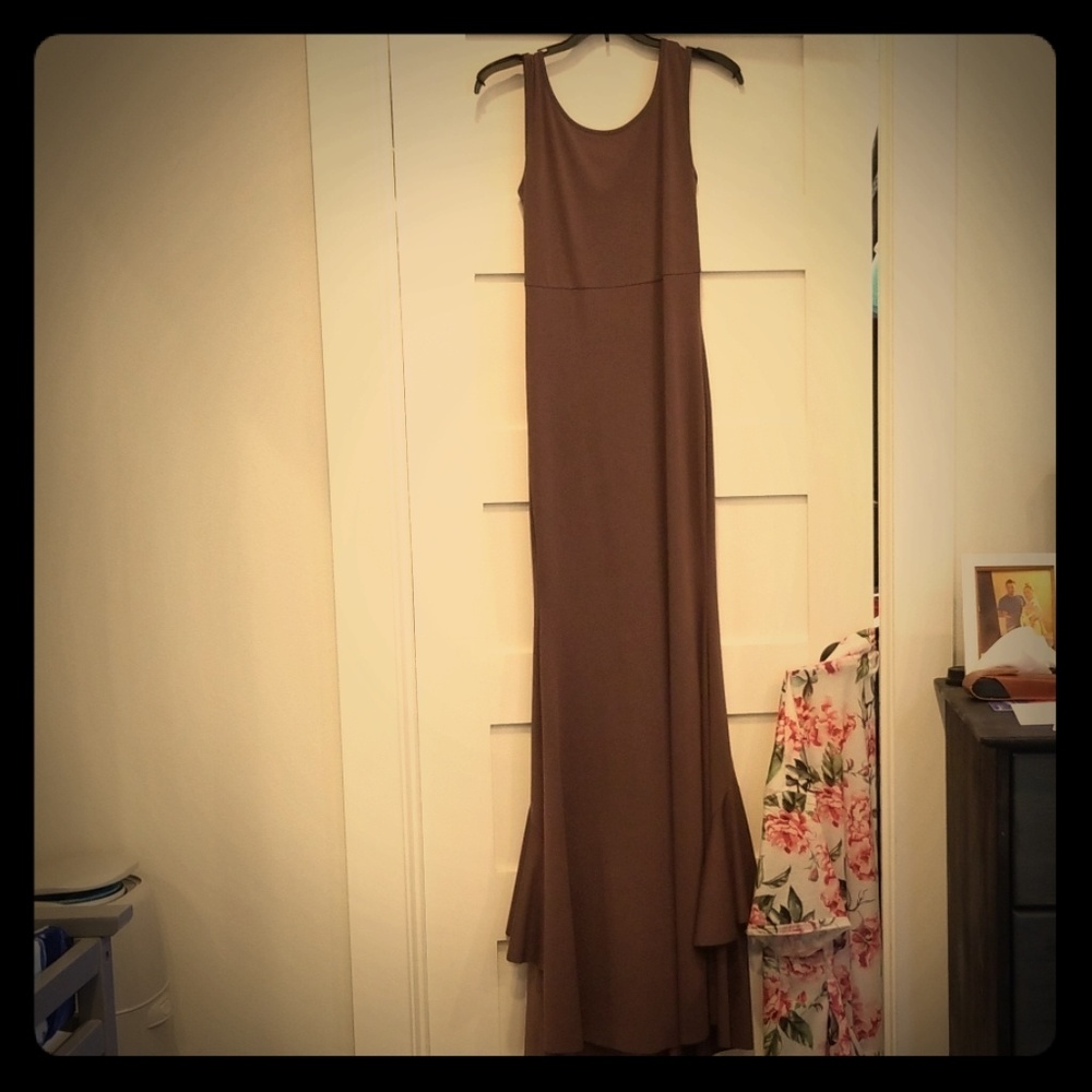 Long Formal Dress with Cute Bow